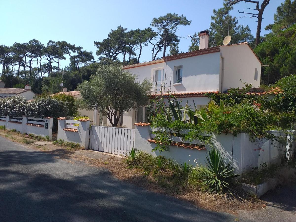 Appartement 3 Chambres 6 Pers Rez De Jardin 5Min Plage Quartier Du Phare Location Du Dimanche Au Dimanche En Juillet Et Aout La Tranche-sur-Mer Exterior photo