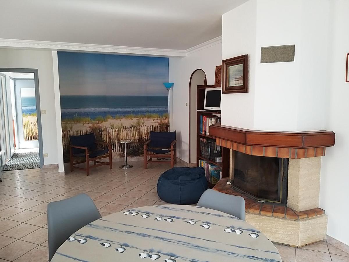 Appartement 3 Chambres 6 Pers Rez De Jardin 5Min Plage Quartier Du Phare Location Du Dimanche Au Dimanche En Juillet Et Aout La Tranche-sur-Mer Exterior photo