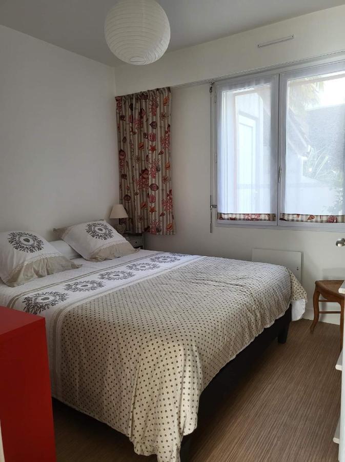 Appartement 3 Chambres 6 Pers Rez De Jardin 5Min Plage Quartier Du Phare Location Du Dimanche Au Dimanche En Juillet Et Aout La Tranche-sur-Mer Exterior photo