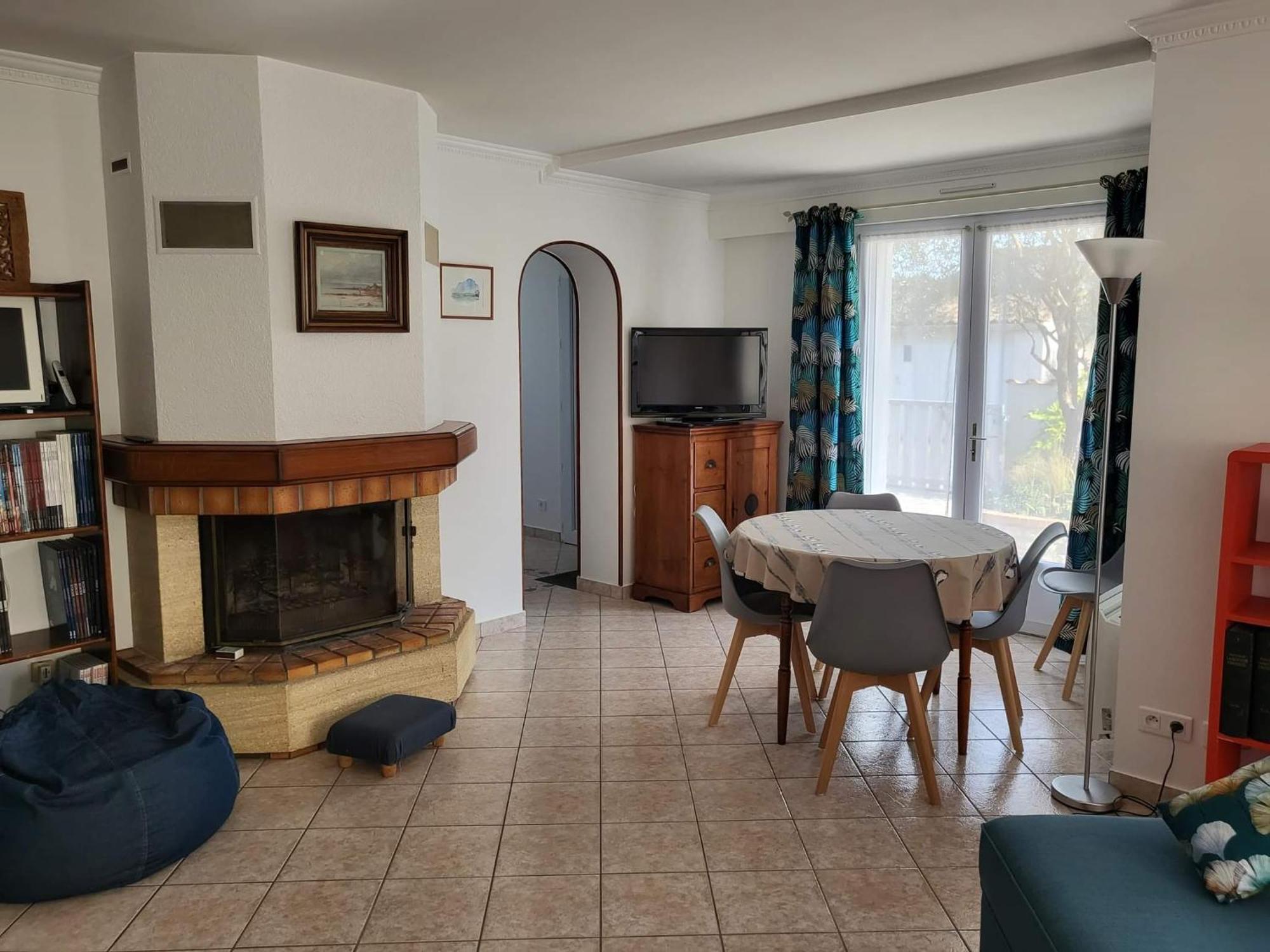 Appartement 3 Chambres 6 Pers Rez De Jardin 5Min Plage Quartier Du Phare Location Du Dimanche Au Dimanche En Juillet Et Aout La Tranche-sur-Mer Exterior photo